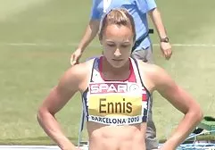 Amatör bebek İngiliz yaşlı adam sikis pornasi horoz alır