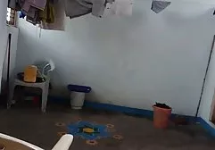 Yeni köylü porna oyuncağımı kullanarak.